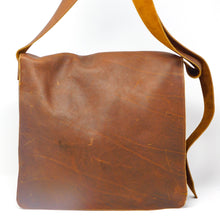 Load image into Gallery viewer, Yarmouth Messenger