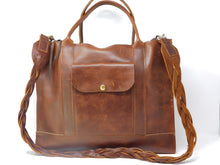 Load image into Gallery viewer, Windsor Shoulder Bag