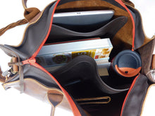 Load image into Gallery viewer, Windsor Shoulder Bag