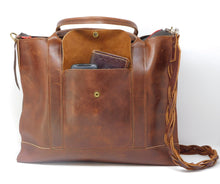 Load image into Gallery viewer, Windsor Shoulder Bag
