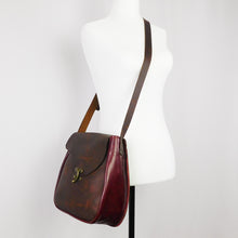 Load image into Gallery viewer, Louisbourg Crossbody
